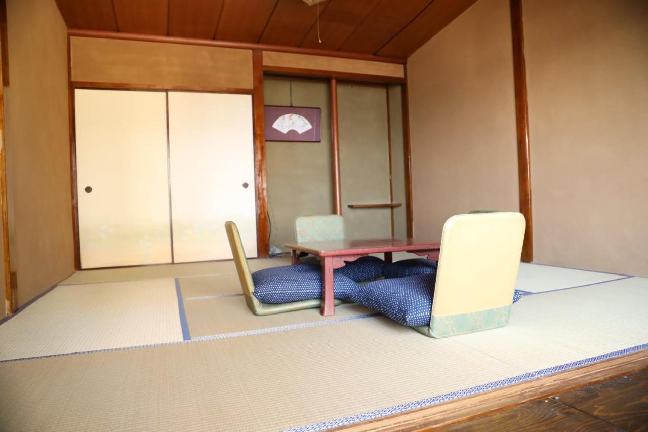 Guesthouse Nishihara Atami  Exterior photo